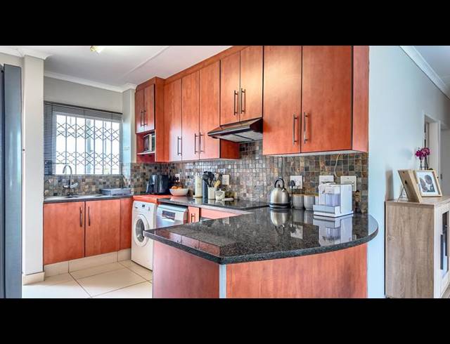 3 BEDROOM APARTMENT FOR SALE IN STERREWAG